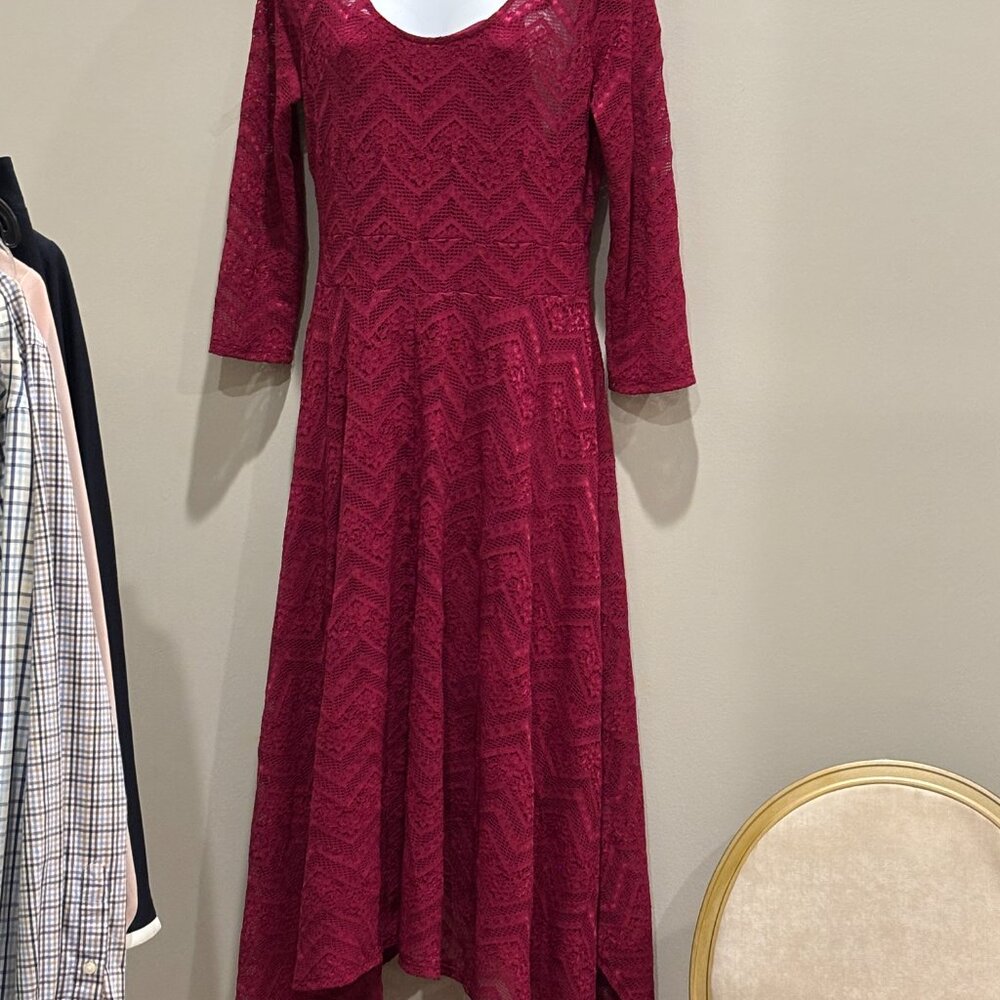 Jessica Simpson maternity Maroon lace dress Medium